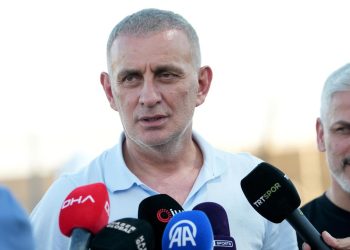 TFF Başkanı Hacıosmanoğlu: Gruptan lider çıkıp yolumuza devam edeceğiz