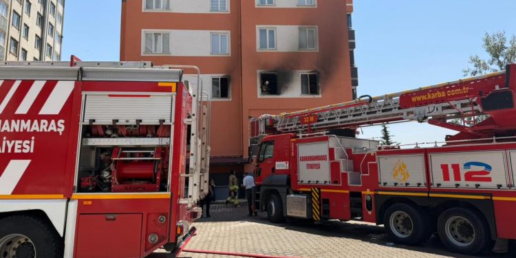 Kahramanmaraş’ta apartman dairesinde yangın: 3 kardeş hayatını kaybetti