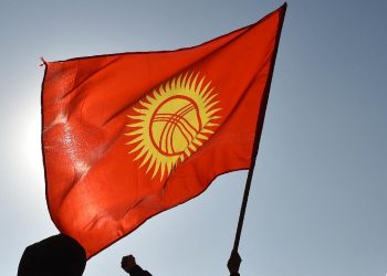 Kırgız alfabesindeki Rusça harflerin çıkarılması önerildi