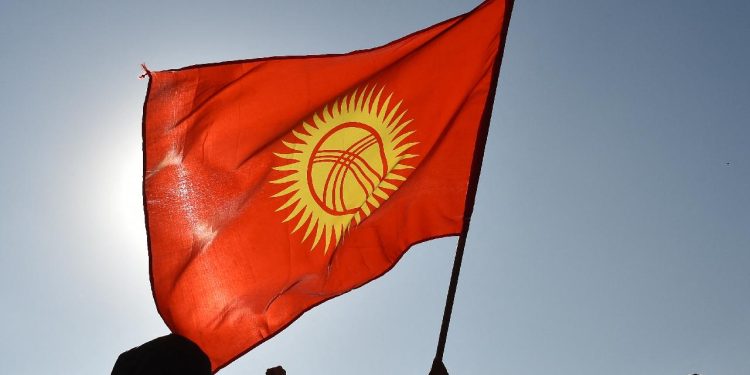 Kırgız alfabesindeki Rusça harflerin çıkarılması önerildi