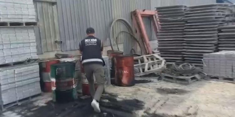 3 ildeki operasyonda 10 bin litre kaçak akaryakıt ele geçirildi