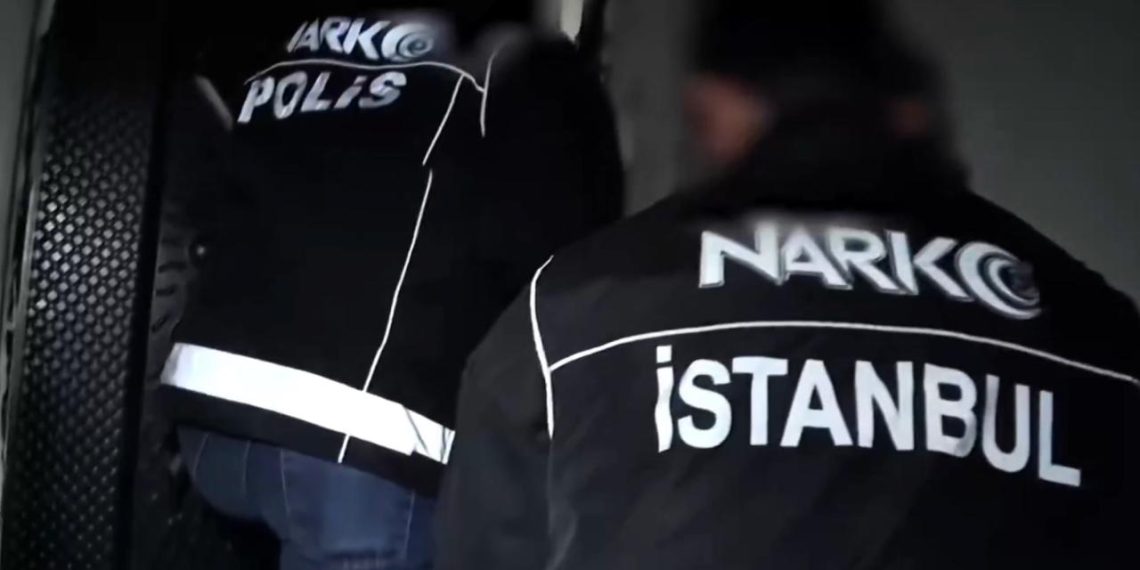 3 ilde zehir taciri 54 kişi gözaltına alındı