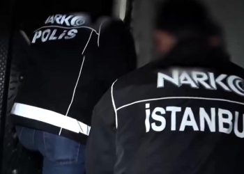 3 ilde zehir taciri 54 kişi gözaltına alındı