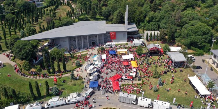 “15 Temmuz Şehitler Makamı” ve “Hafıza 15 Temmuz Müzesi”ne ziyaretçi akını