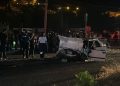 Adana’da trafik ışıklarında araca çarpan otomobilin sürücüsü öldü