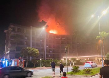 Antalya’da otel yangını