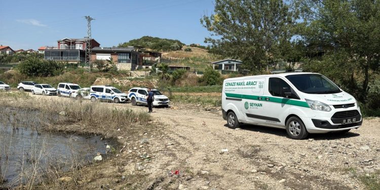 Adana’da kızının terliğini almak için baraj gölüne giren kişi boğuldu