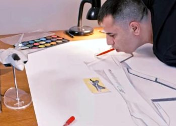 İki kolunu kaybetti; yılmadı KAAN’ın modelleyecisi oldu