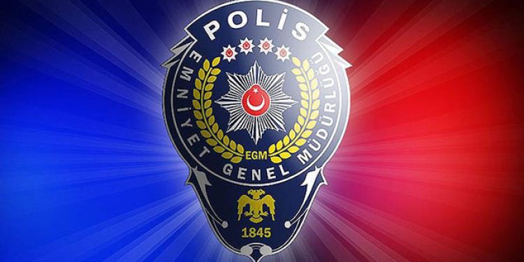 İstanbul polisi 27 bin 246 kayıp kişiyi ailelerine kavuşturdu