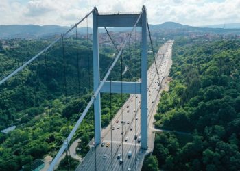 Metrobüs 15 Temmuz’da FSM Köprüsü’nü kullanacak