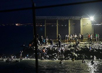 İspanya sınır ihlali nedeniyle bölgeye asker gönderiyor