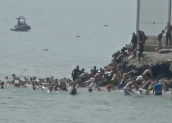 Fas’tan İspanya’ya göçmen akını – Son Dakika Haberleri