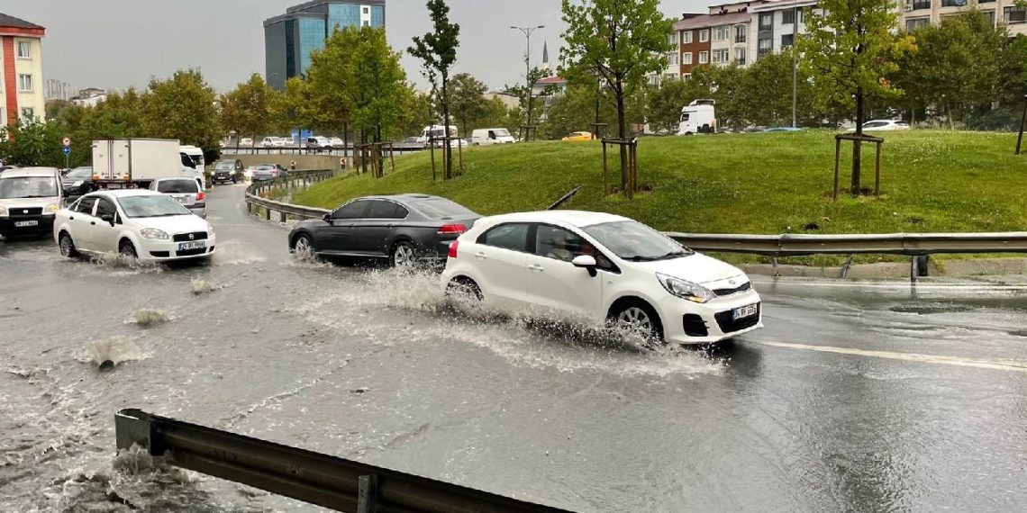 İstanbul için kuvvetli yağış uyarısı
