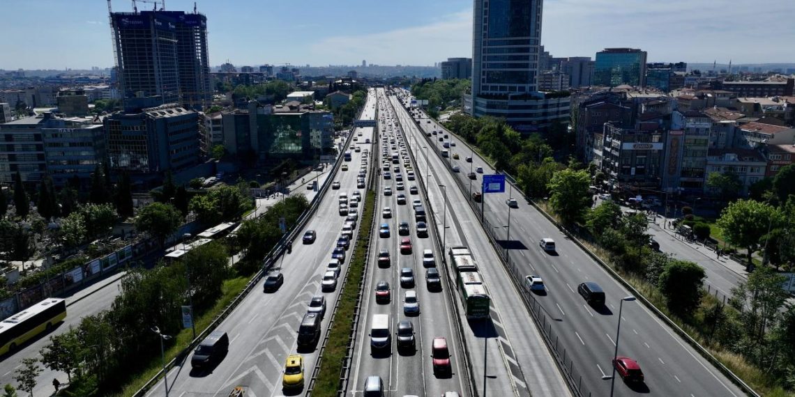 İstanbul’da bazı yollar trafiğe kapatılacak