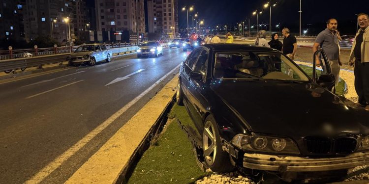 Kayseri’de zincirleme trafik kazası: 2 kişi yaralandı
