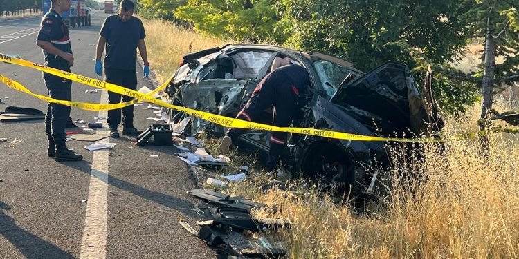 Nevşehir’de otomobil devrildi: Aynı aileden 3 kişi hayatını kaybetti