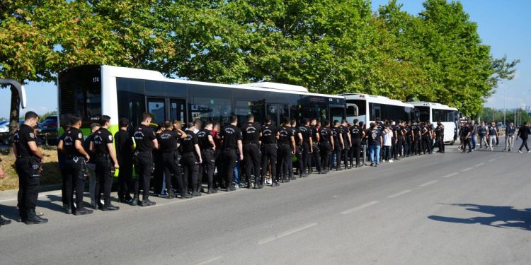 Kocaeli merkezli dev bahis operasyonunda 101 şüpheli tutuklandı