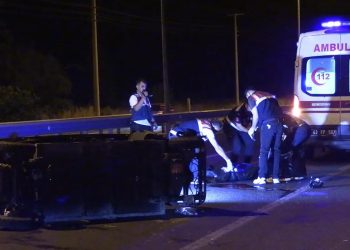 Kütahya’da motosikletle elektrikli bisiklet çarpıştı: 1 ölü, 1 yaralı