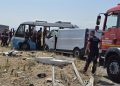 Midibüs ile panelvan çarpıştı: 1 can kaybı, 10 yaralı