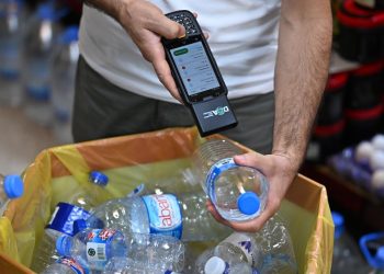 Mahalle esnafı Mobil DOA cihazıyla ambalaj iadesi toplamaya başladı