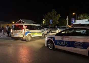 Eskişehir’de ‘dur’ ihtarına uymayan motosikletli bekçiye çarptı