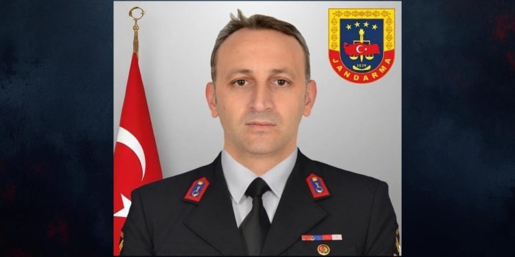 Kavga ihbarına giden jandarma personeli silahlı saldırıda şehit oldu