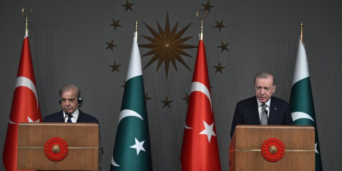 Pakistan Başbakanı Şerif: Türkiye, küresel anlamda en etkili ülkelerden biri oldu