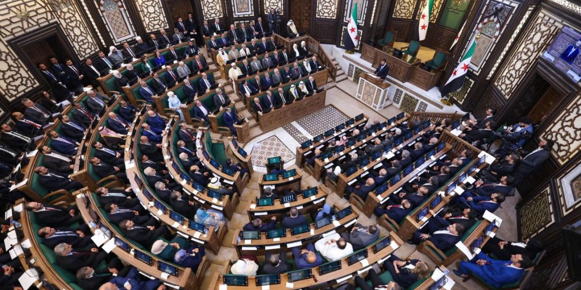 Suriye’de Esad rejiminin devrilmesinin ardından ilk Halk Meclisi oturumu yapıldı