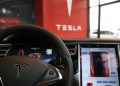 Google ve Tesla hisseleri yapay zeka harcamalarının piyasaları sarsmasıyla geriledi