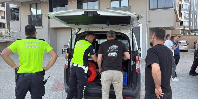 ‘Dur’ ihtarına uymayan alkollü sürücüye 492 bin lira ceza