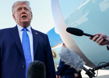 Trump’ın yeni başkanlık uçağının öncekinde bulunan bazı savunma önlemlerine sahip olmadığı iddiası