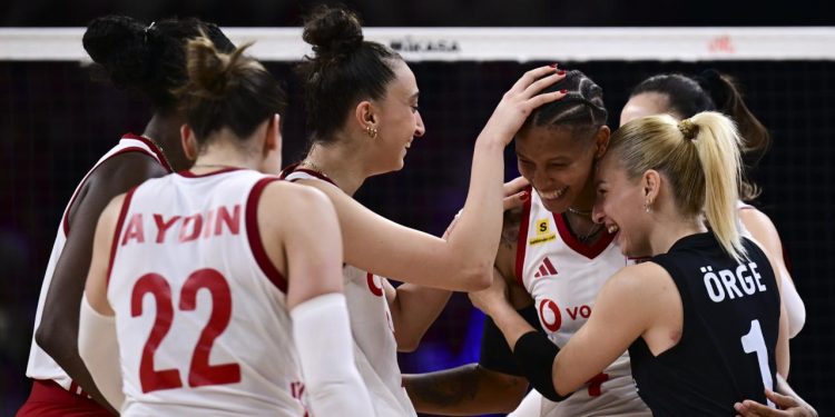 Filenin Sultanları FIVB Milletler Ligi’nde 7. galibiyetini aldı