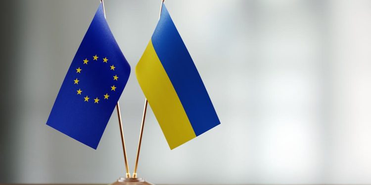 AB’den Ukrayna’ya 6,1 milyar euro savunma desteği