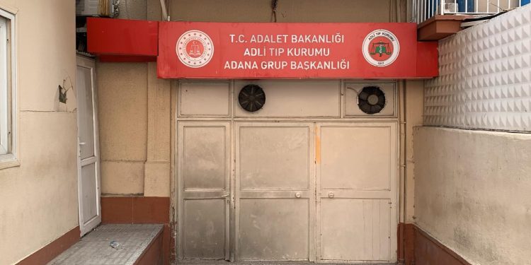 Adana’da iş yerinde 2 kişi ölü bulundu