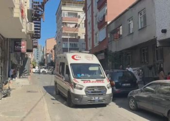 Evde deodorant kutusu patladı: 2’si çocuk 3 yaralı