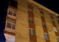 Dairenin balkonu çöktü, 5 katlı bina mühürlendi