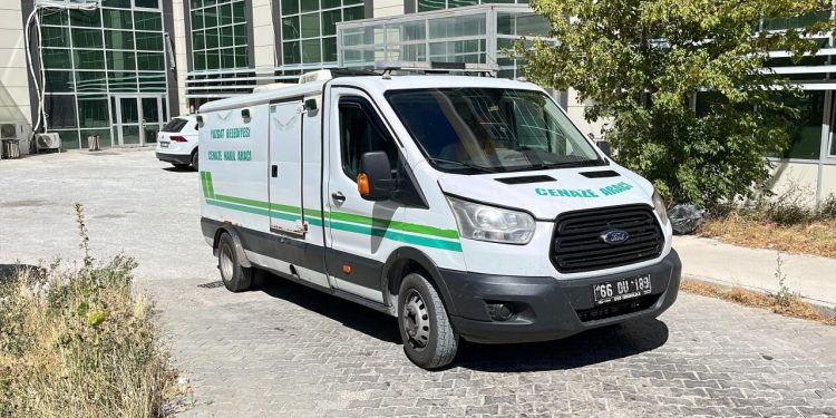 Kene sonrası hastaneye kaldırılan kadın yaşamını yitirdi