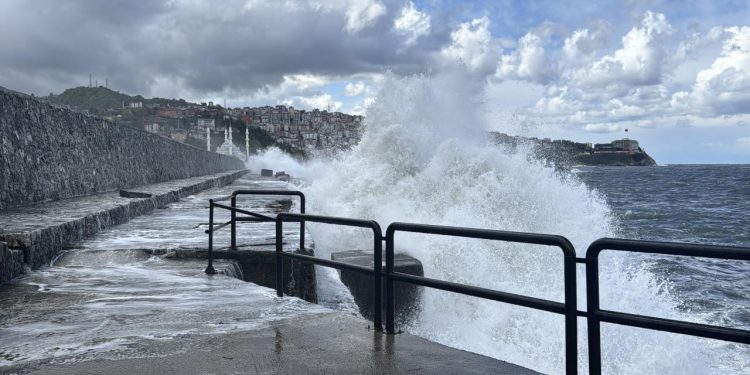 Zonguldak’ta denize girişler 2 gün yasaklandı