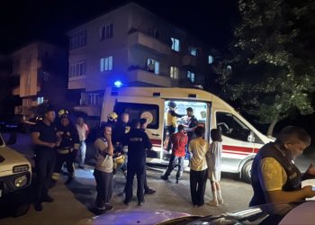 Ocakta unutulan tencere bina sakinlerini sokağa döktü