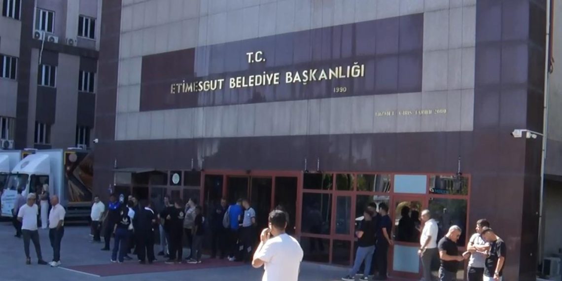 Etimesgut Belediye Başkan Yardımcısı Kerimoğlu’nun uyuşturucu testi pozitif çıktı
