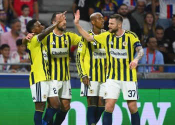 Fenerbahçe Şampiyonlar Ligi’nde lig aşamasına yükseldi