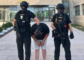 Yakalanan FETÖ’cü firari terörist Karatepe ile irtibatlı kişi tutuklandı