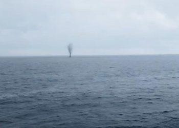 Hopa açıklarında bulunan insansız deniz aracı kontrollü imha edildi