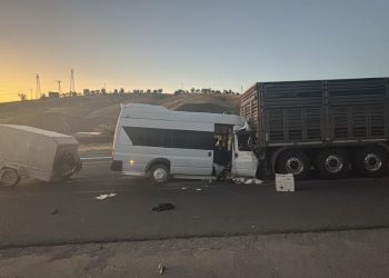 Malatya’da tarım işçilerini taşıyan minibüs tıra çarptı: 18 yaralı
