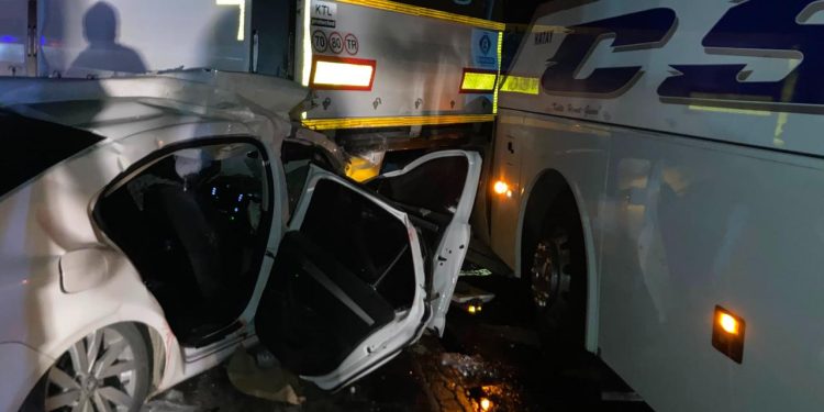 Hatay’da zincirleme trafik kazası: 2 ölü, 4 yaralı