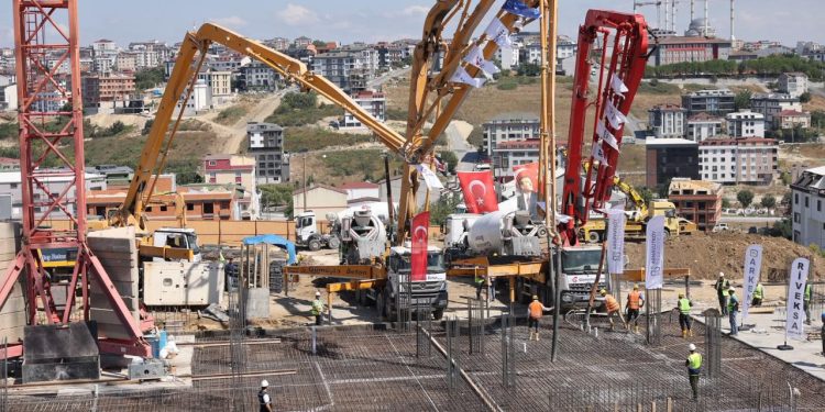 İstanbul’daki kentsel dönüşümün yeni temelleri Arnavutköy’de atıldı