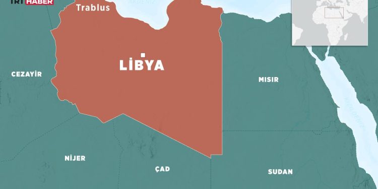 Libya’da çevresinde silahlı grupların çatıştığı Zaviye petrol deposunda yangın çıktı