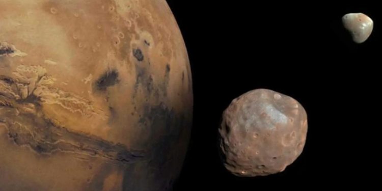 Dev çarpışma Mars’ın uydusunu yeniden şekillendirmiş olabilir