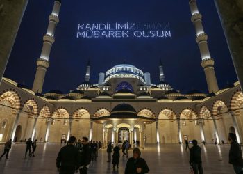Mevlid Kandili bugün idrak edilecek