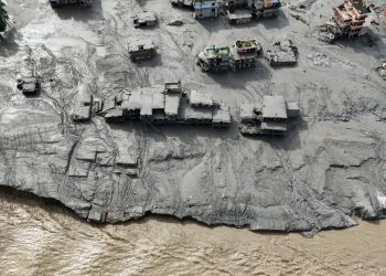 Nepal’deki selde can kaybı 332’ye çıktı